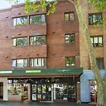 Perfect Potts Point Pied-A-Terre