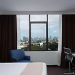 Rydges Camperdown