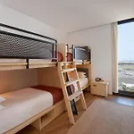 Moxy Sydney Airport