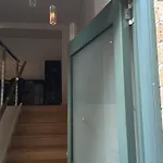 Darling Harbour Apartment