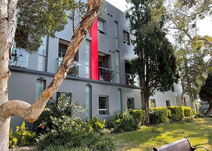 Best Western Plus Camperdown Suites