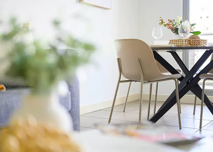 Parramatta Comfy- 2Bd-Free Parking -Netflix-Westfield