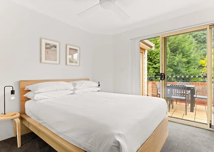 Pristine 2-Bed Near Marrickville Village