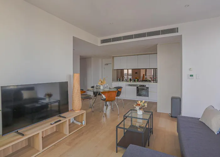 Cozy 2 Bedroom Apartment Darling Square With Balcony