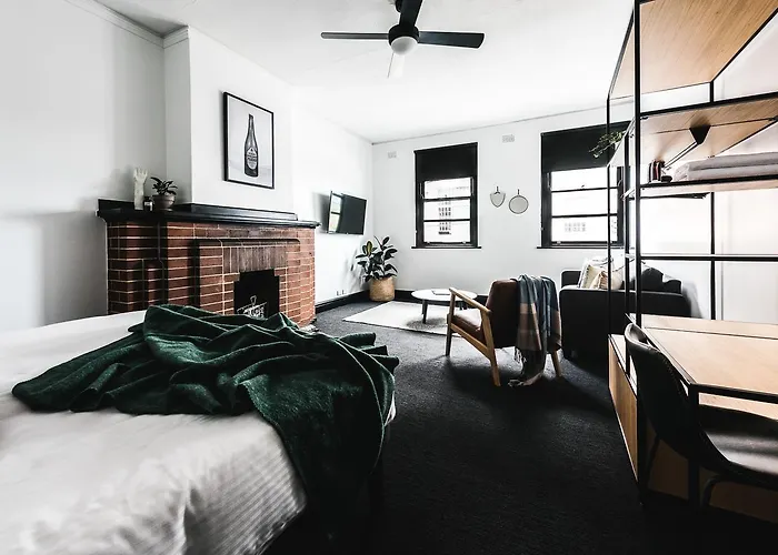 Sydney Park Hotel