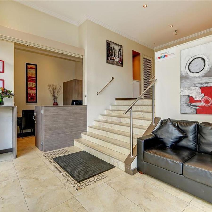 Western Camperdown Hotel 4*