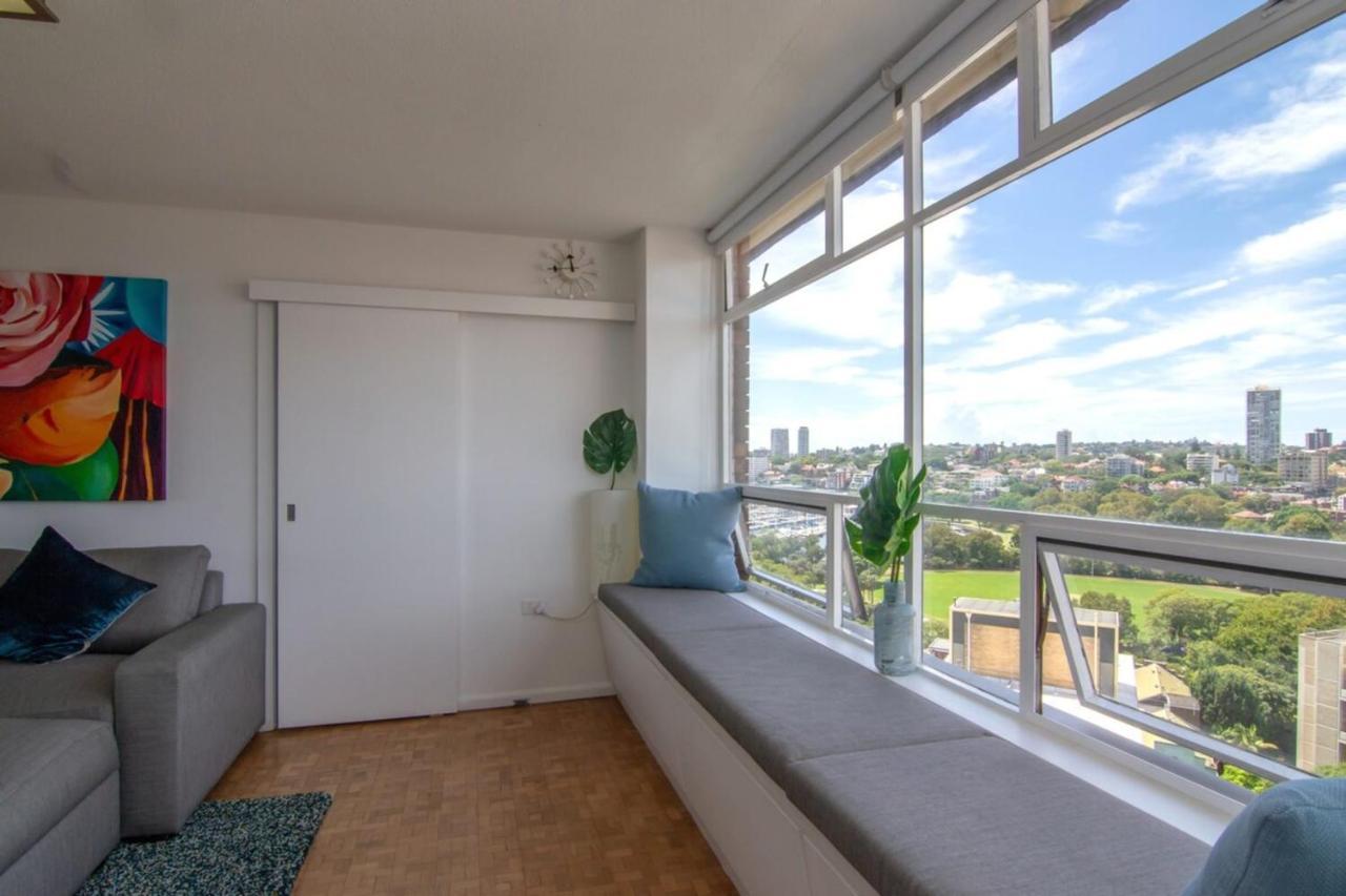 Apartment Bright 1 Bedroom With Amazing Views