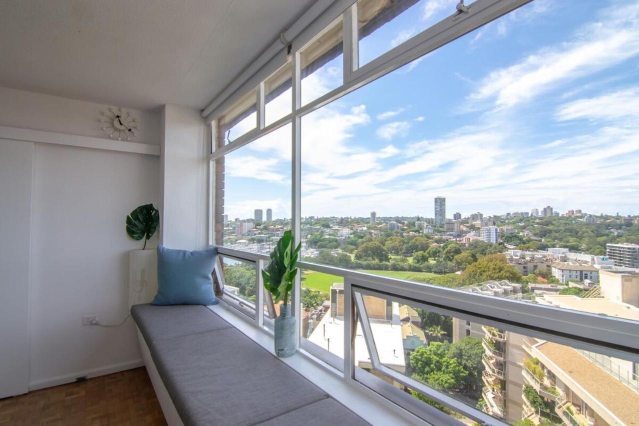 Bright 1 Bedroom With Amazing Views * Sydney