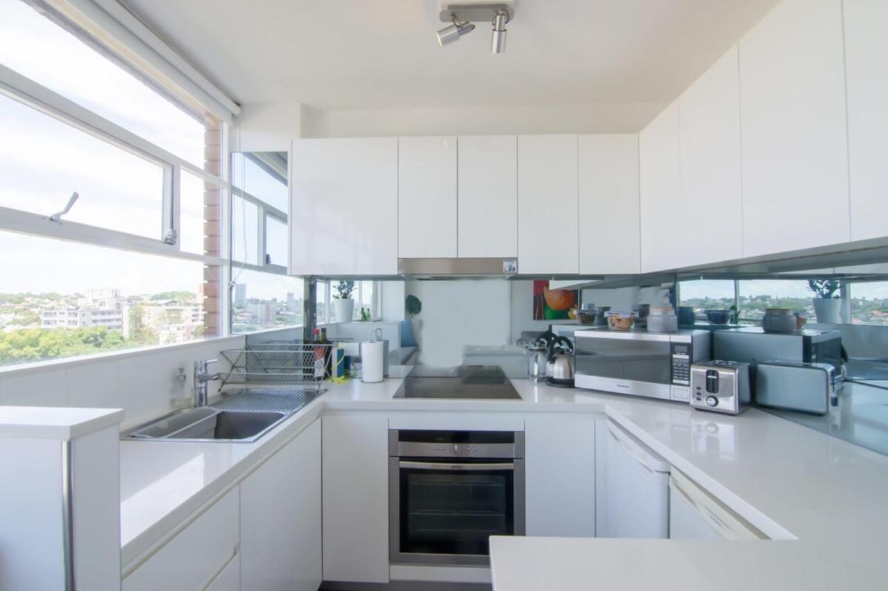 Bright 1 Bedroom With Amazing Views Apartment