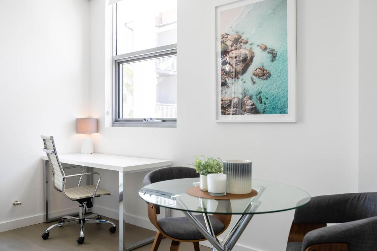 Apartment Azure By Urban Rest *