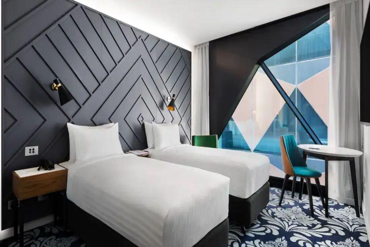 West Sydney, Curio Collection By Hilton Hotel