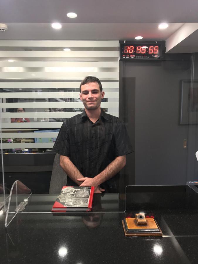 Edgecliff Motel 3*