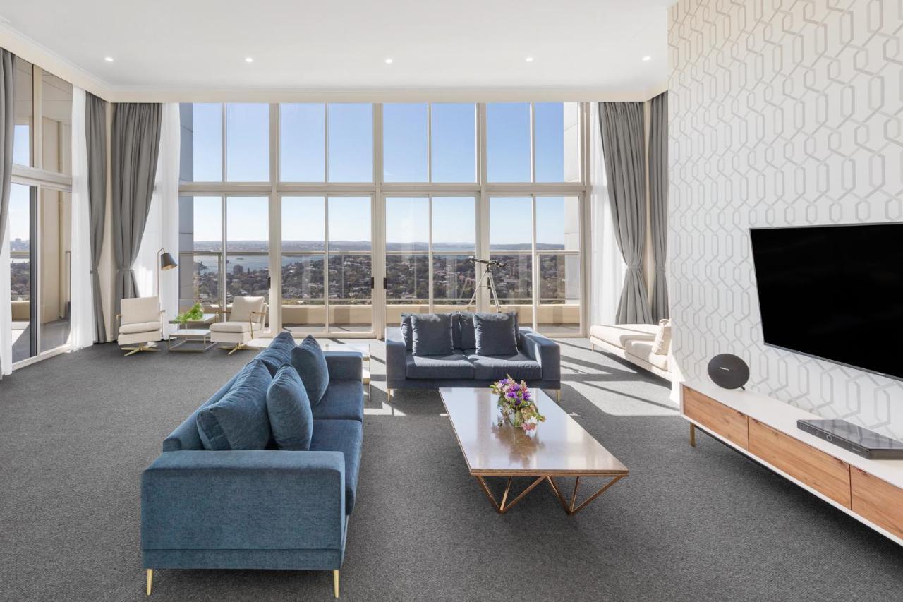 Hotel Meriton Bondi Junction 5*