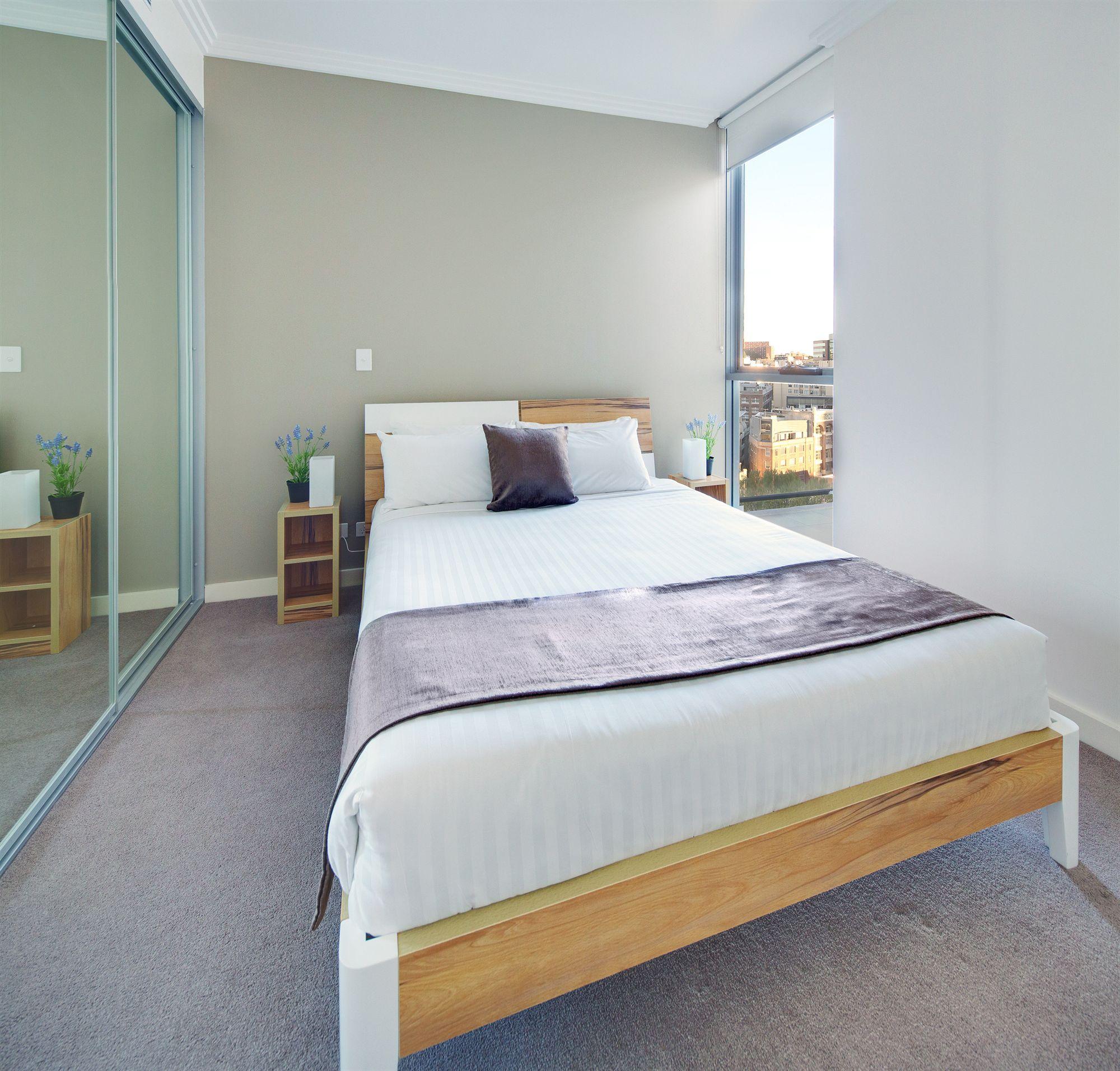 Zara Tower - Luxury And 4*
