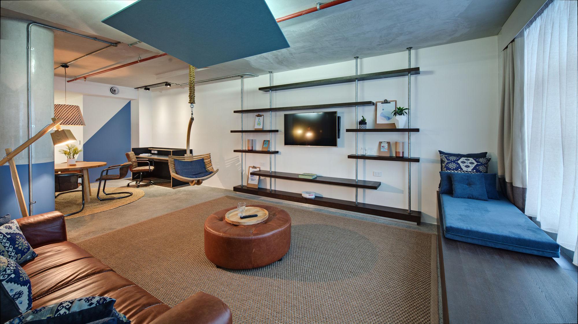 Zara Tower - Luxury And
