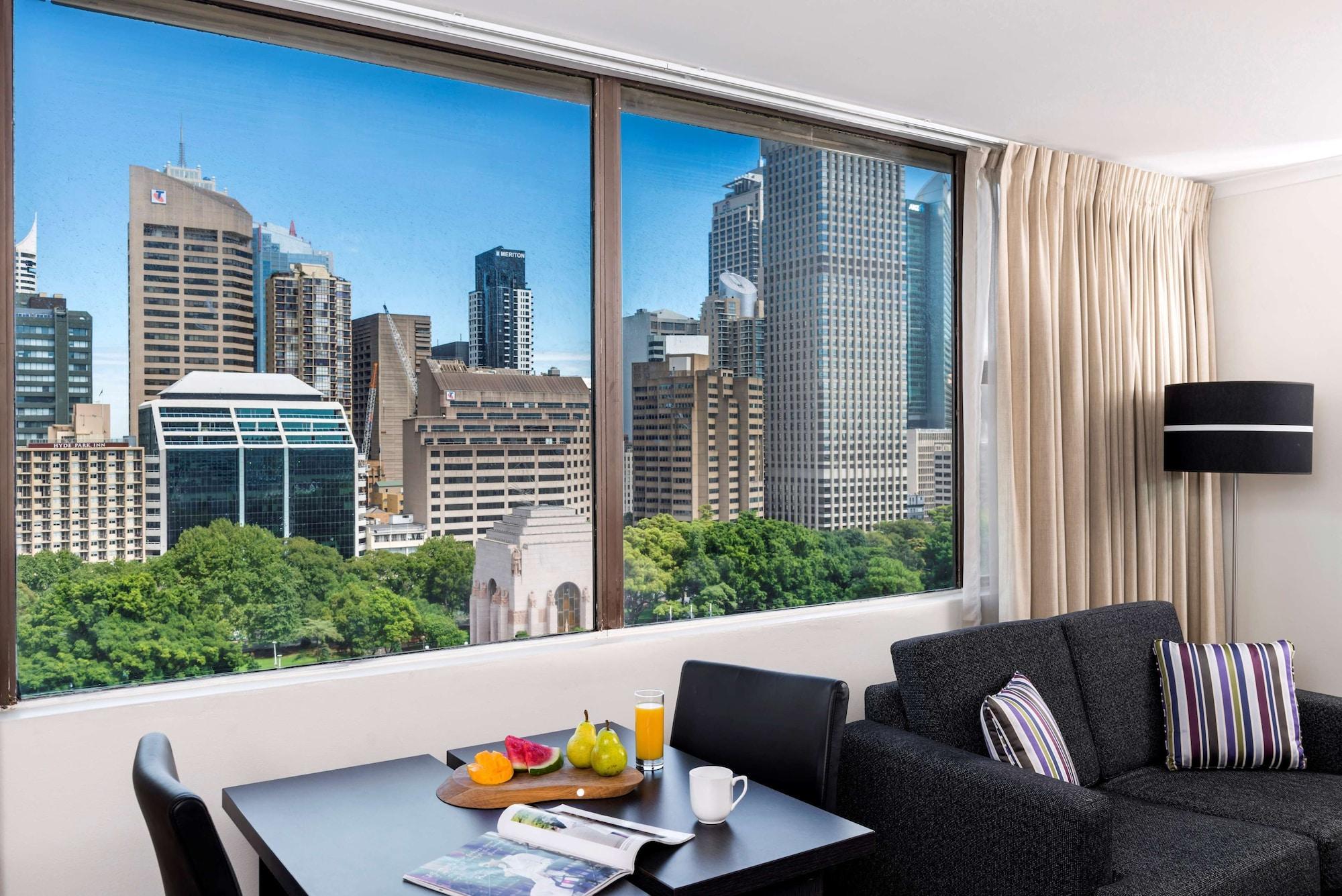 Aparthotel Oaks Hyde Park 4*