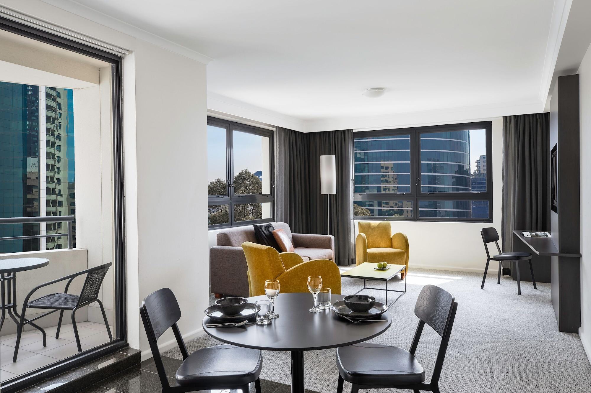 Mantra Parramatta Aparthotel 4*
