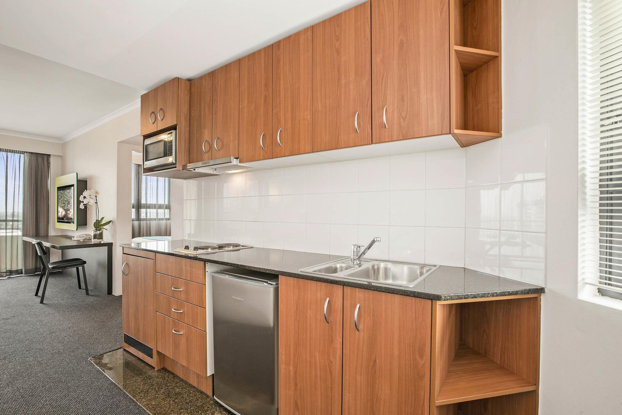 Mantra Parramatta 4*