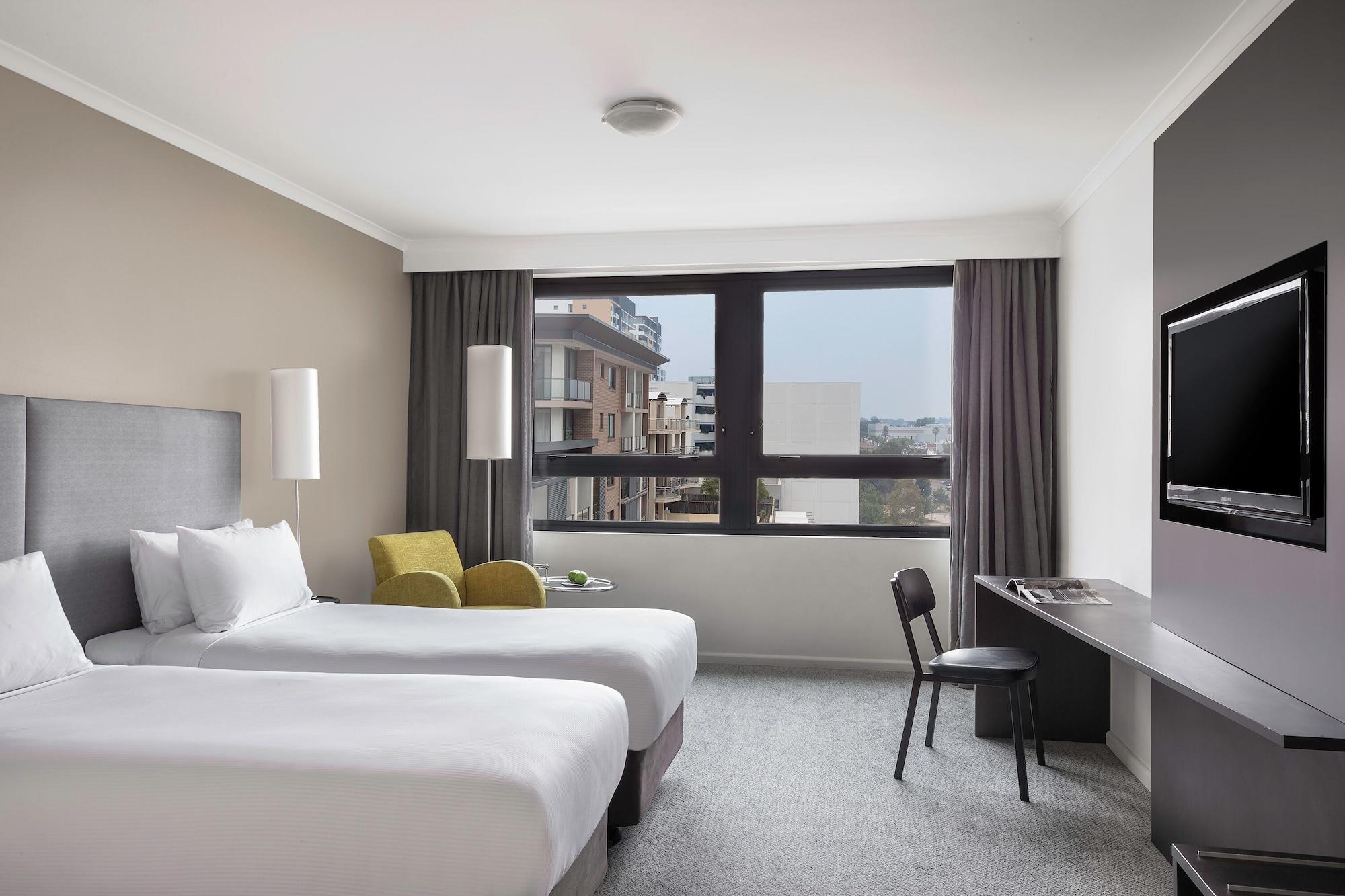 Mantra Parramatta 4* Sydney