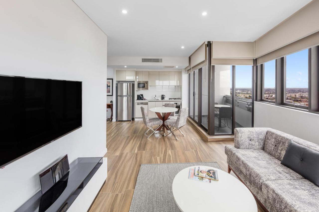 Hotel Meriton Church Street, Parramatta