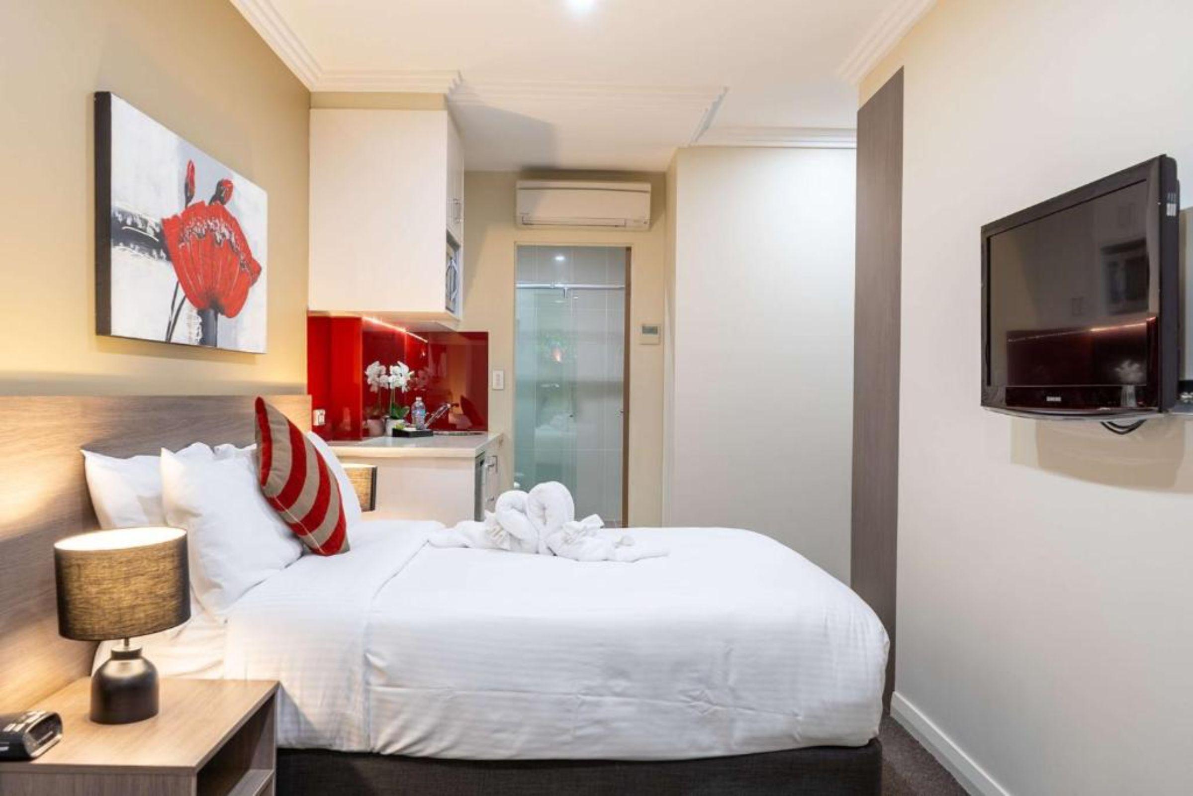 Western Camperdown Hotel
