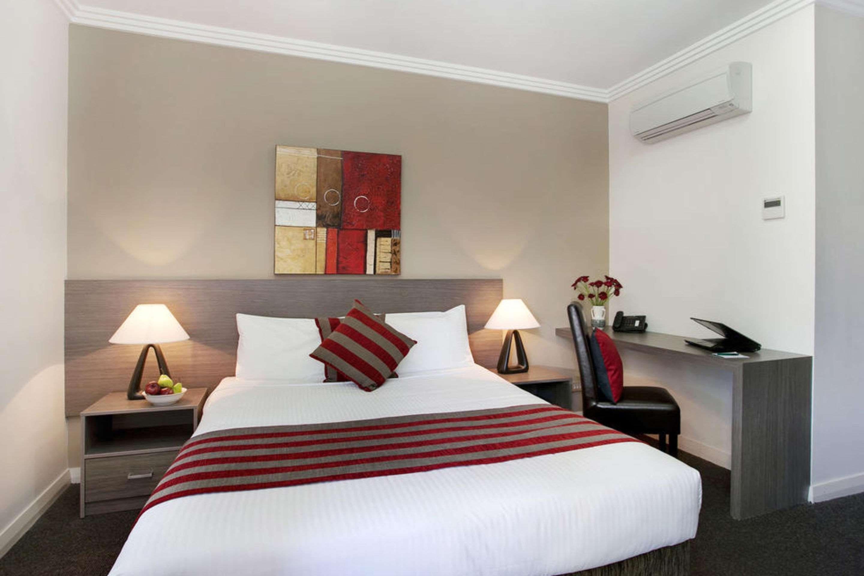 Hotel Western Camperdown Sydney