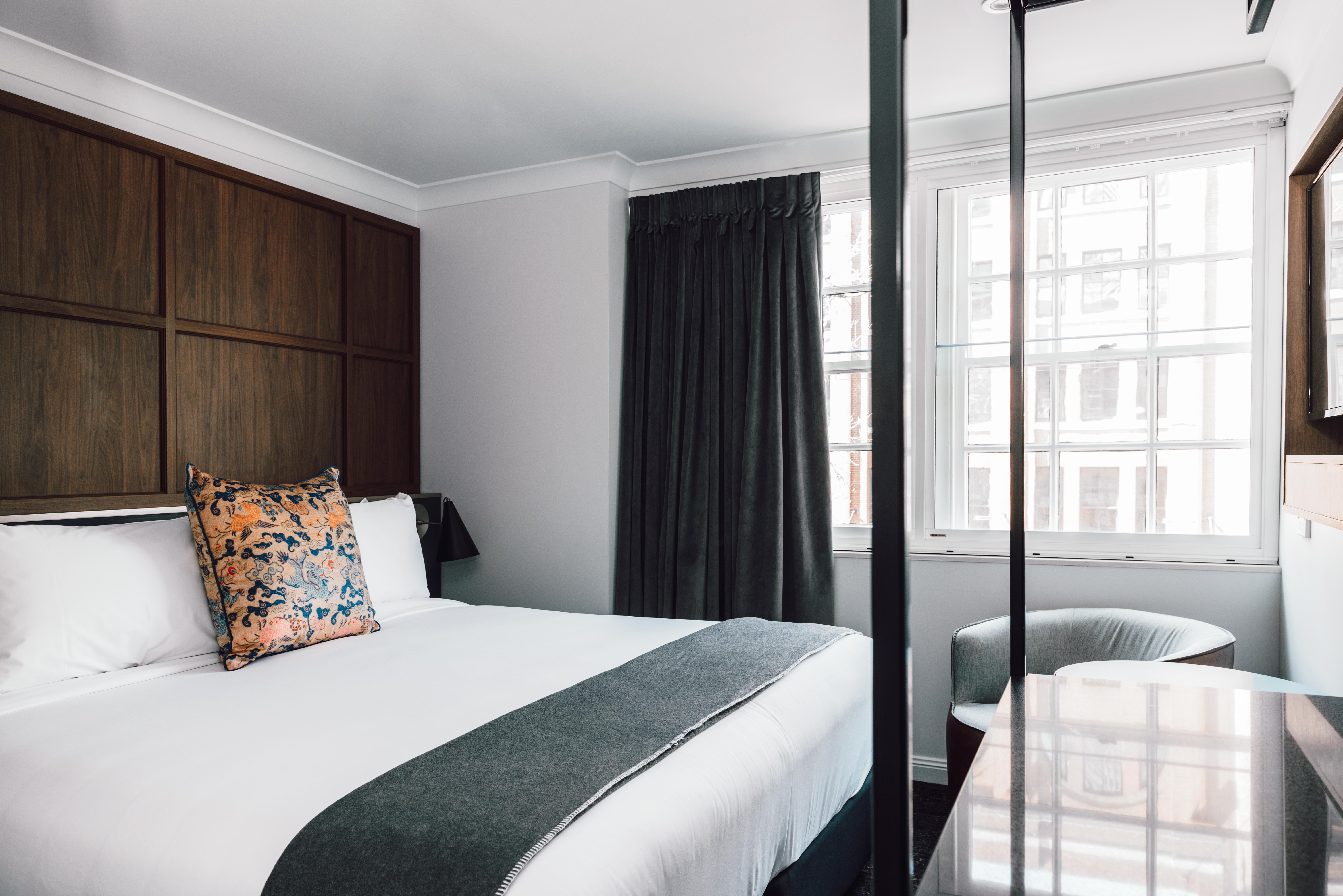 Veriu Hotel 4*