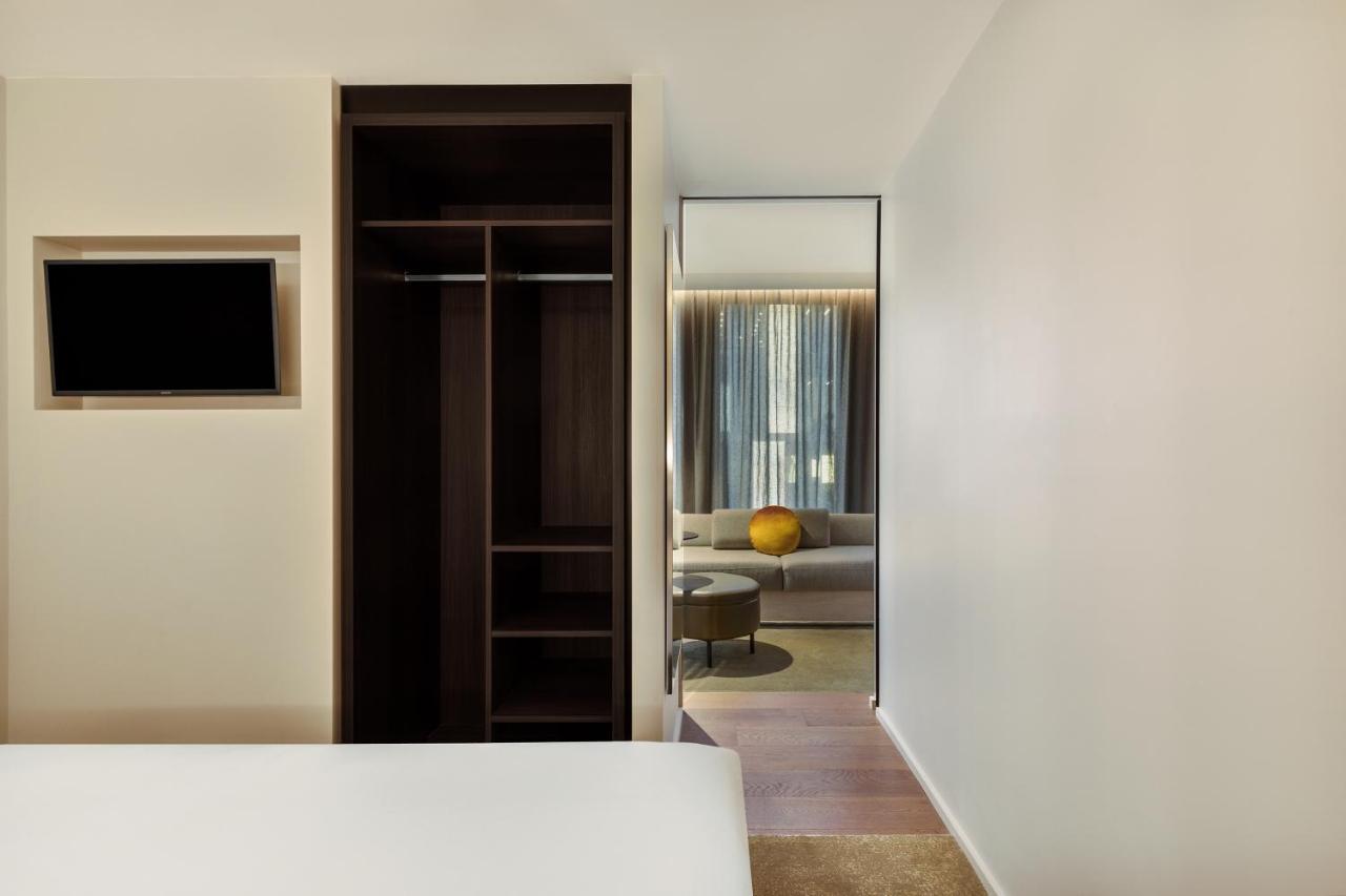 A By Adina Aparthotel 4*