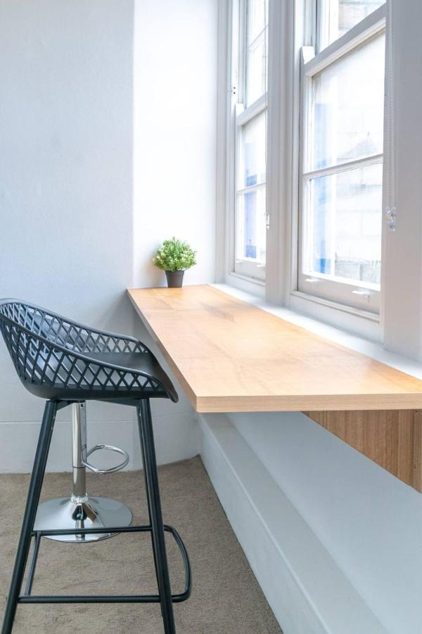 Cosy Studio In A Prime Surry Hills Location