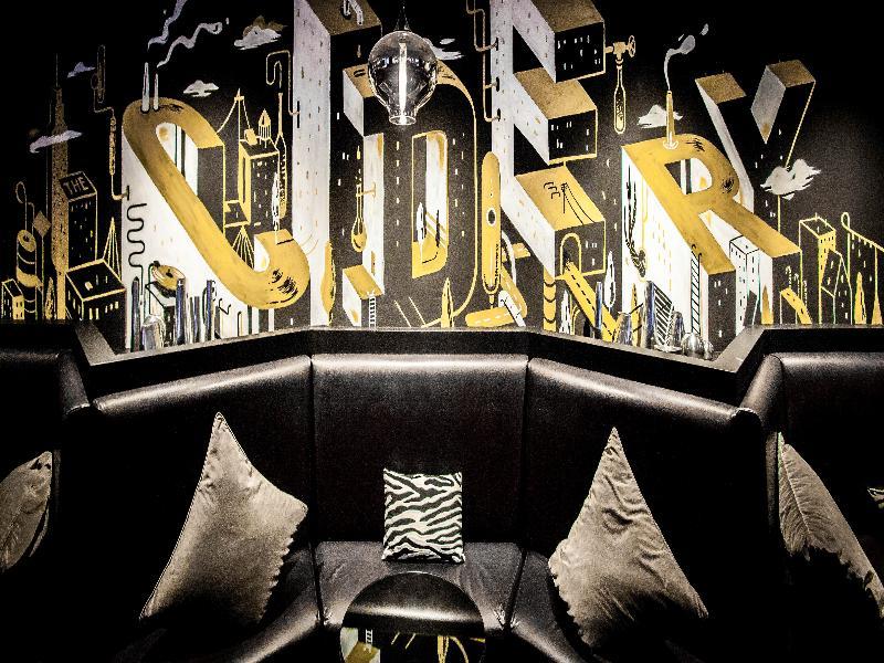 Rydges World Square Hotel