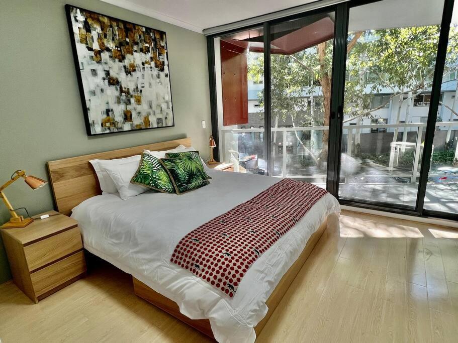 Spacious Terraced Style In Zetland Apartment *