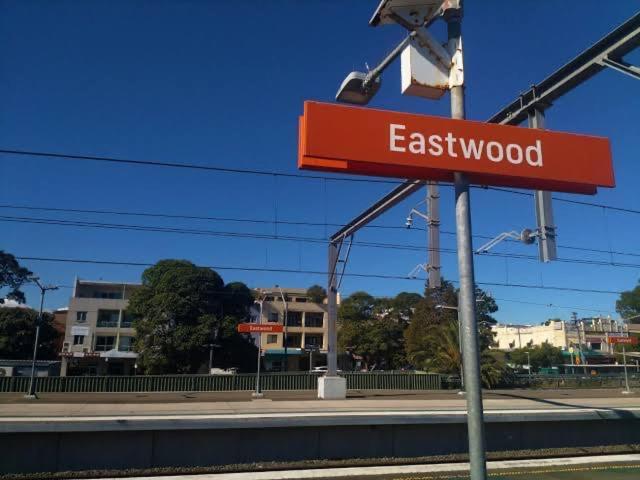 Private Bath Ensuite Eastwood/mq Uni Park Homestay *