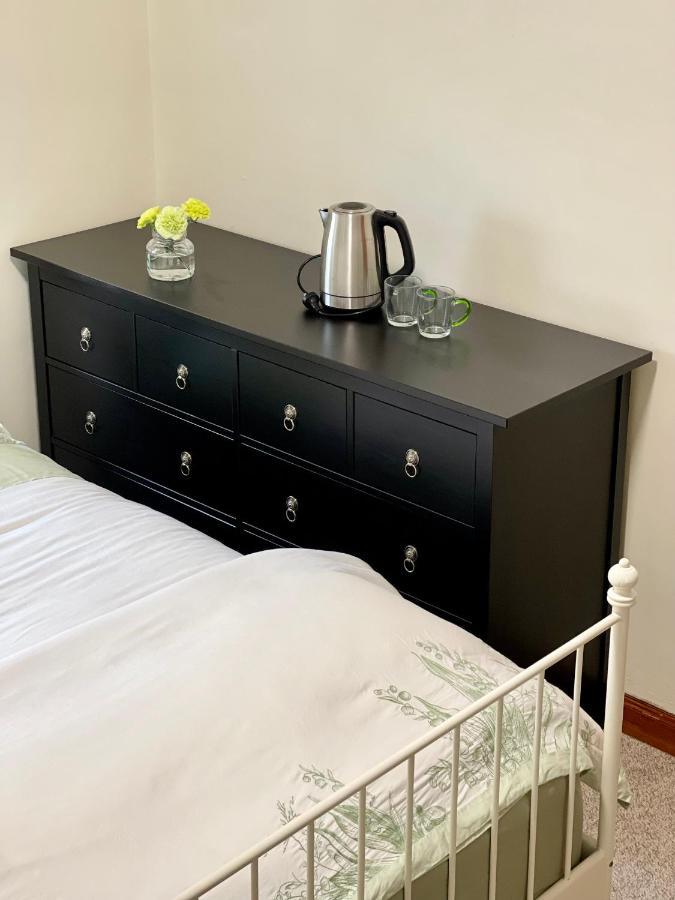 Private Bath Ensuite Eastwood/mq Uni Park Homestay *