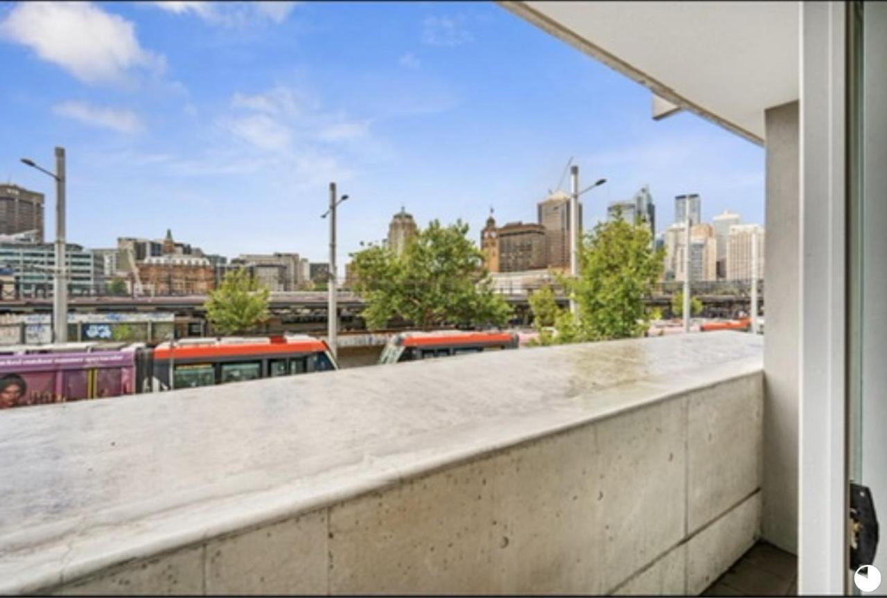 Stylish 1 Bedroom With Balcony And Air-con Sydney