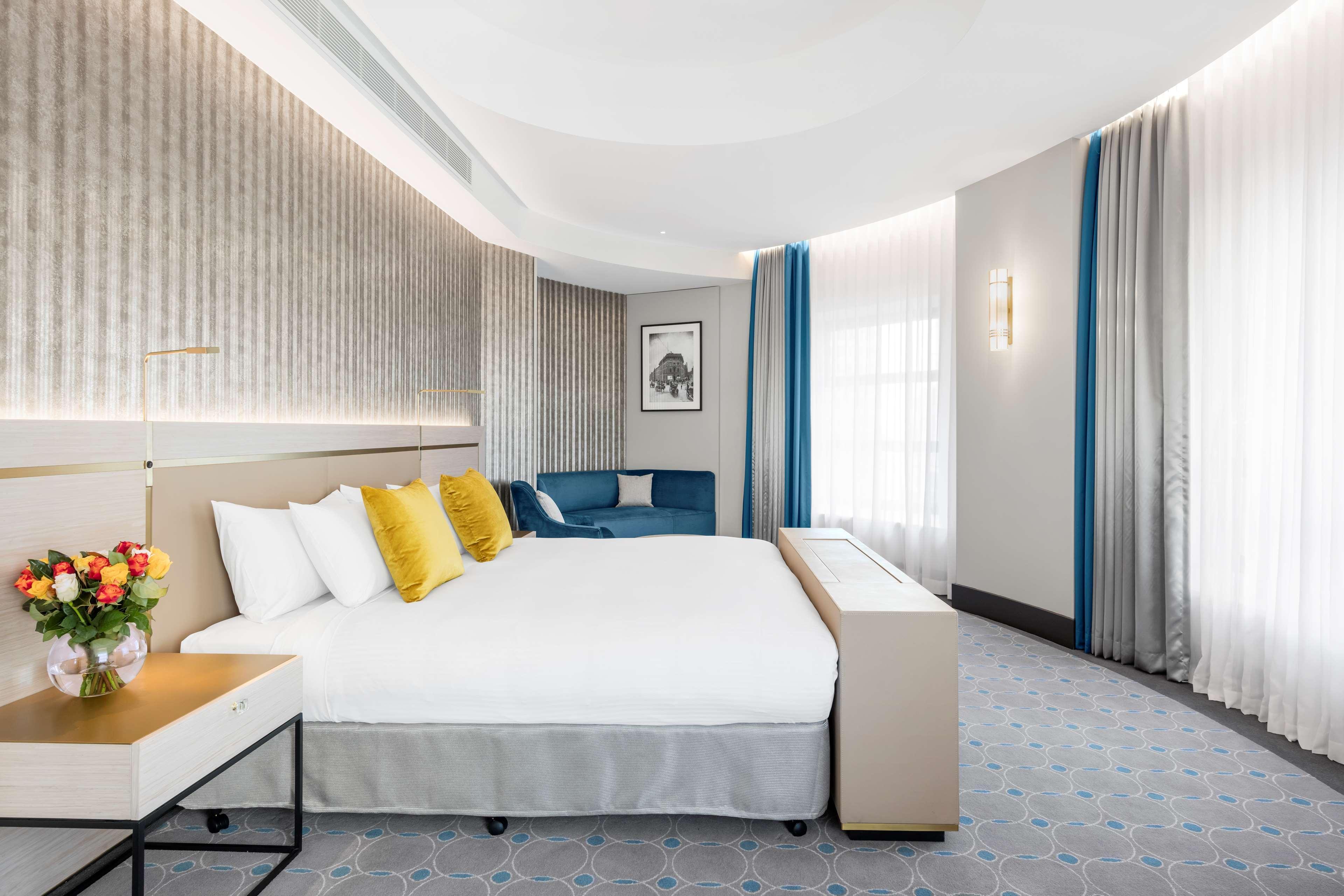 Radisson Blu Plaza Sydney