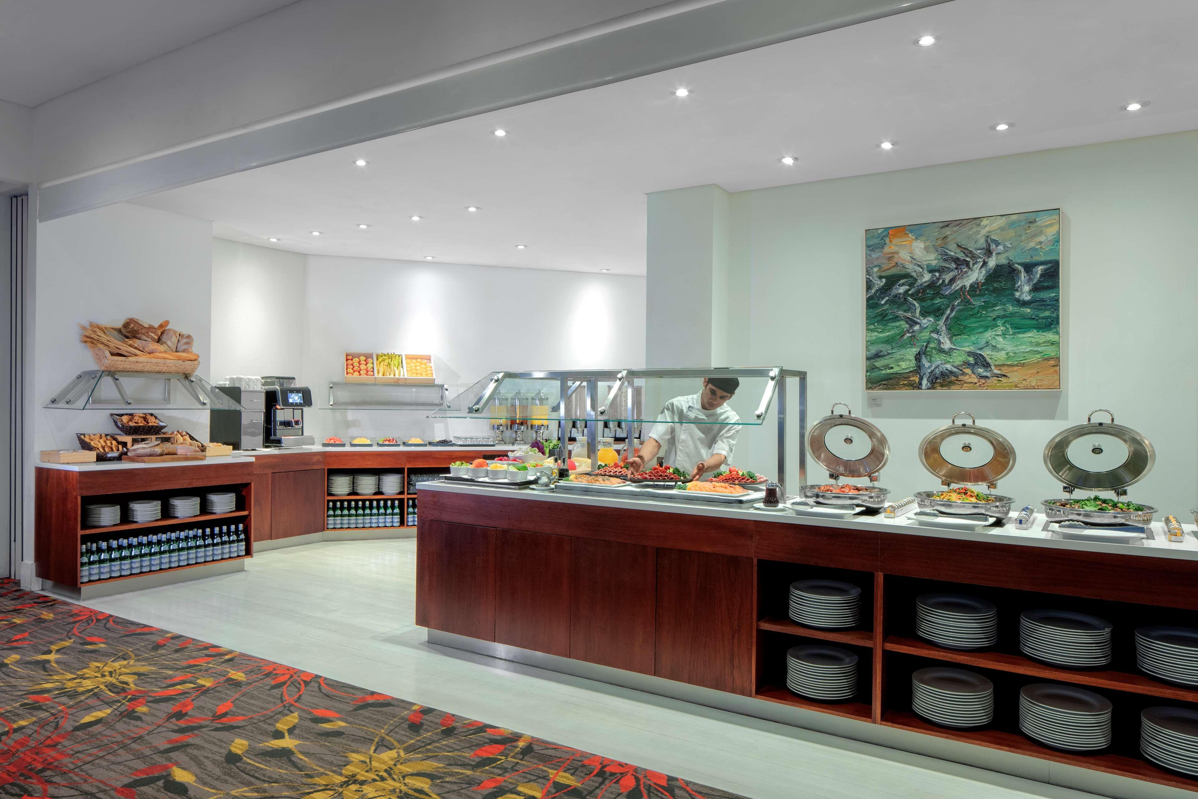 Radisson Blu Plaza 5*
