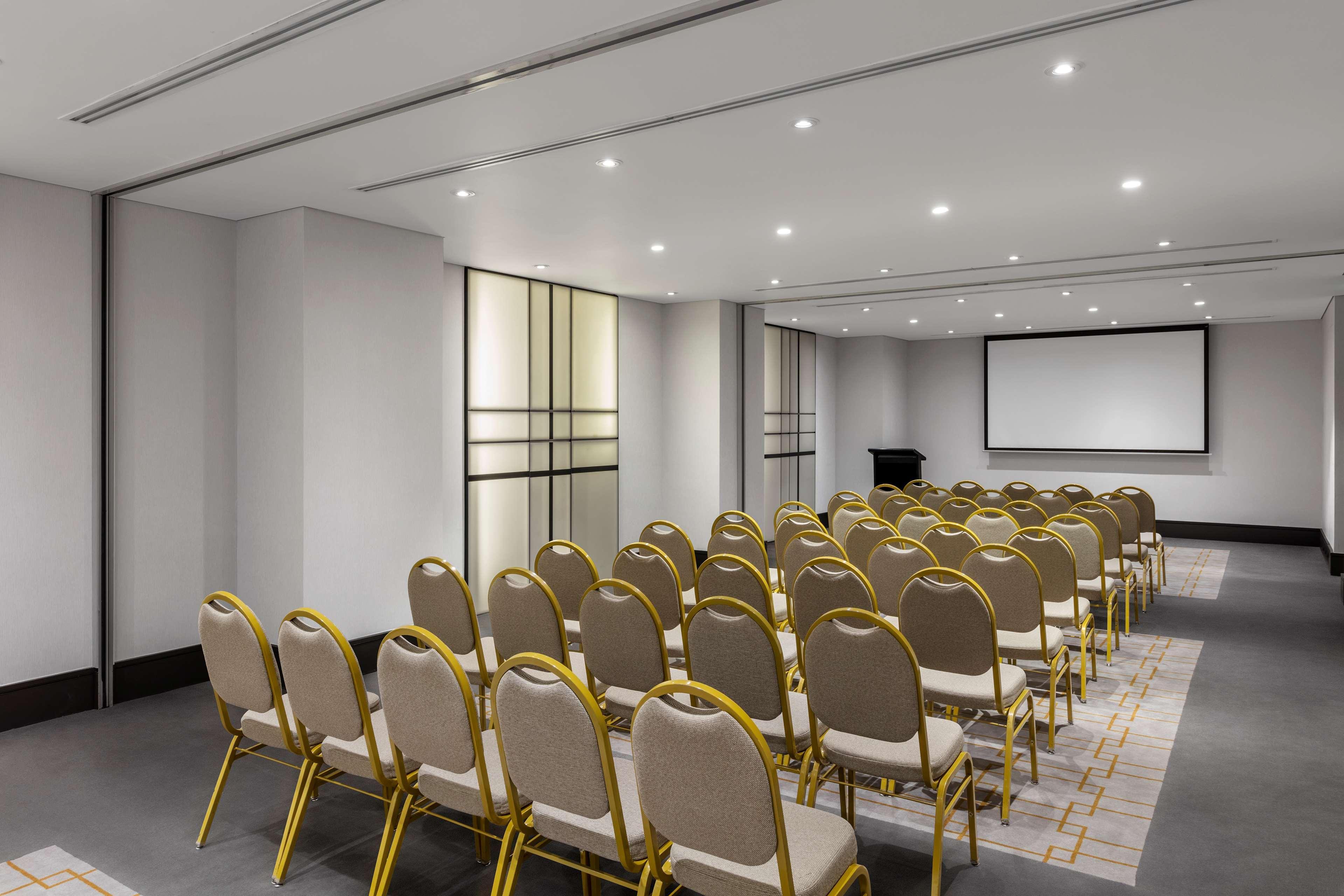 Radisson Blu Plaza