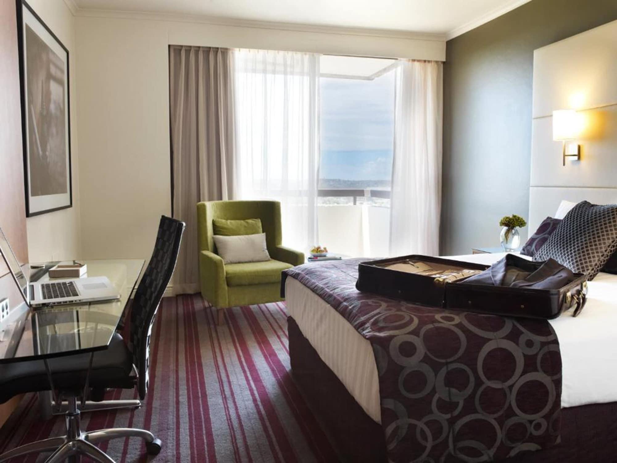 Rydges North Hotel 4*