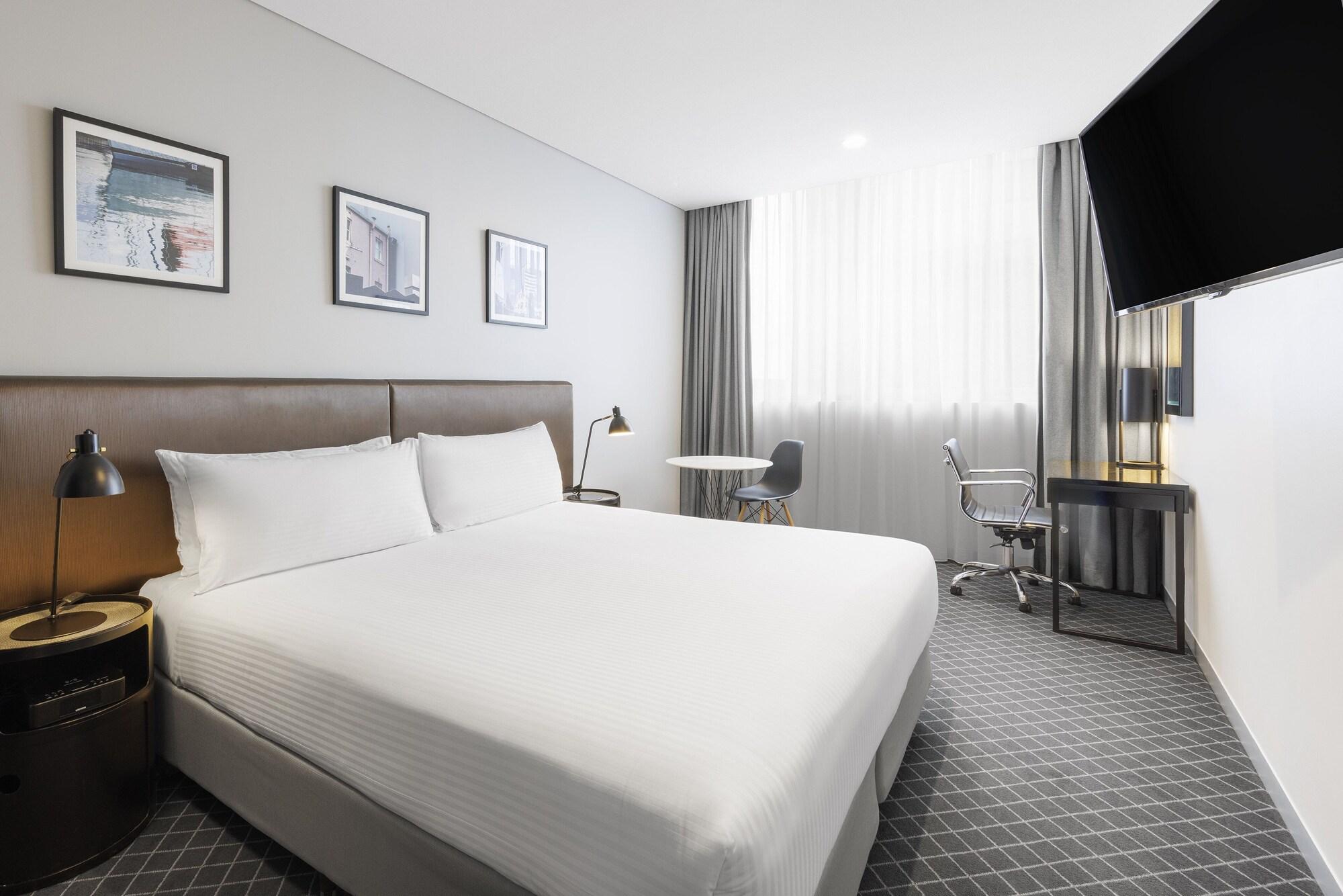 & Bondi Junction Aparthotel 4*