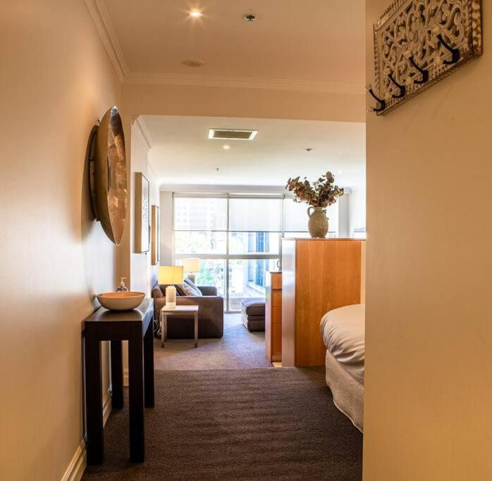 Apartment Great With Balcony Bond1009 Self- Catering *