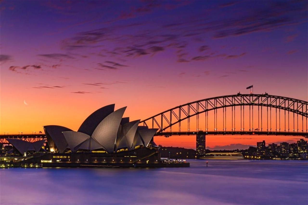 Views From Potts Point With Rooftop Pool Sydney