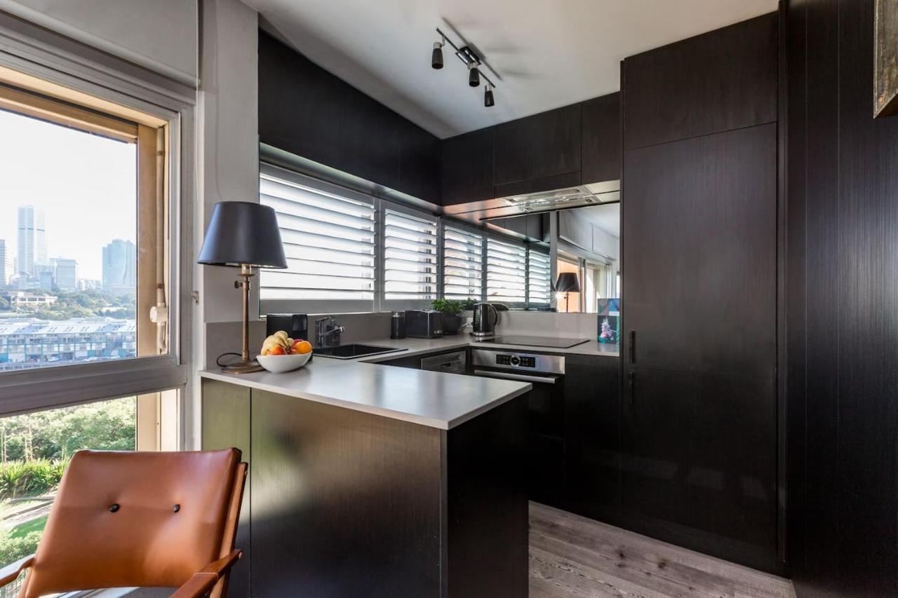Apartment Views From Potts Point With Rooftop Pool Sydney