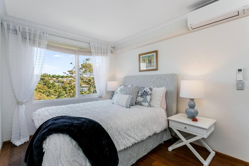 Mos17 - 1 Bedroom W Views-mosman Apartment