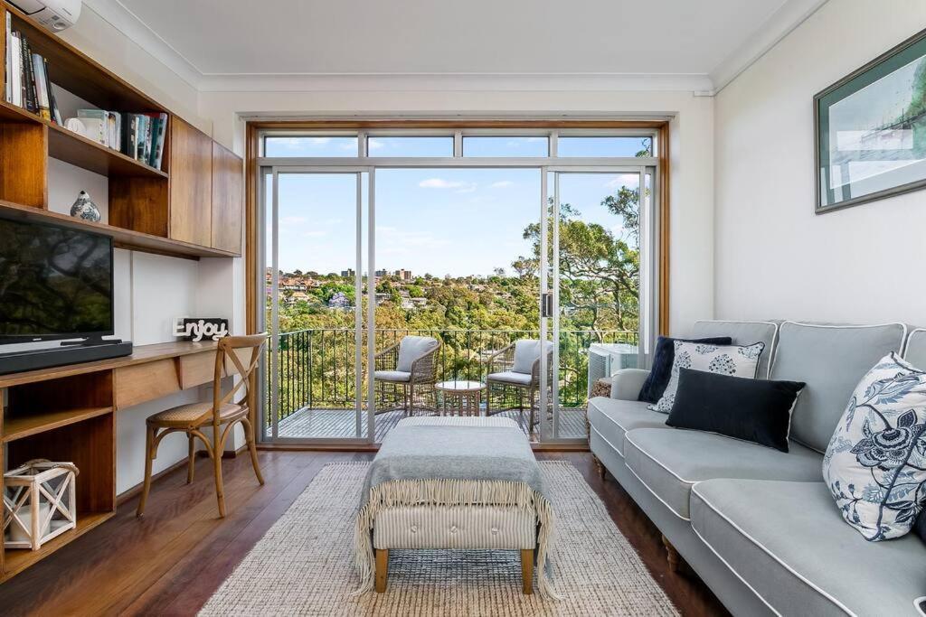 Mos17 - 1 Bedroom W Views-mosman Sydney