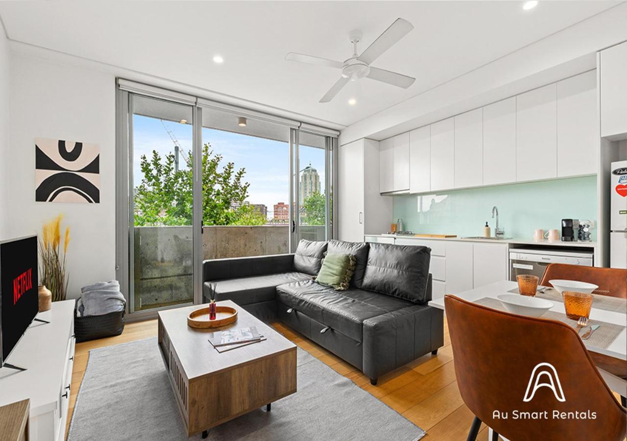 Apartment Stylish 1 Bedroom With Balcony And Air-con *