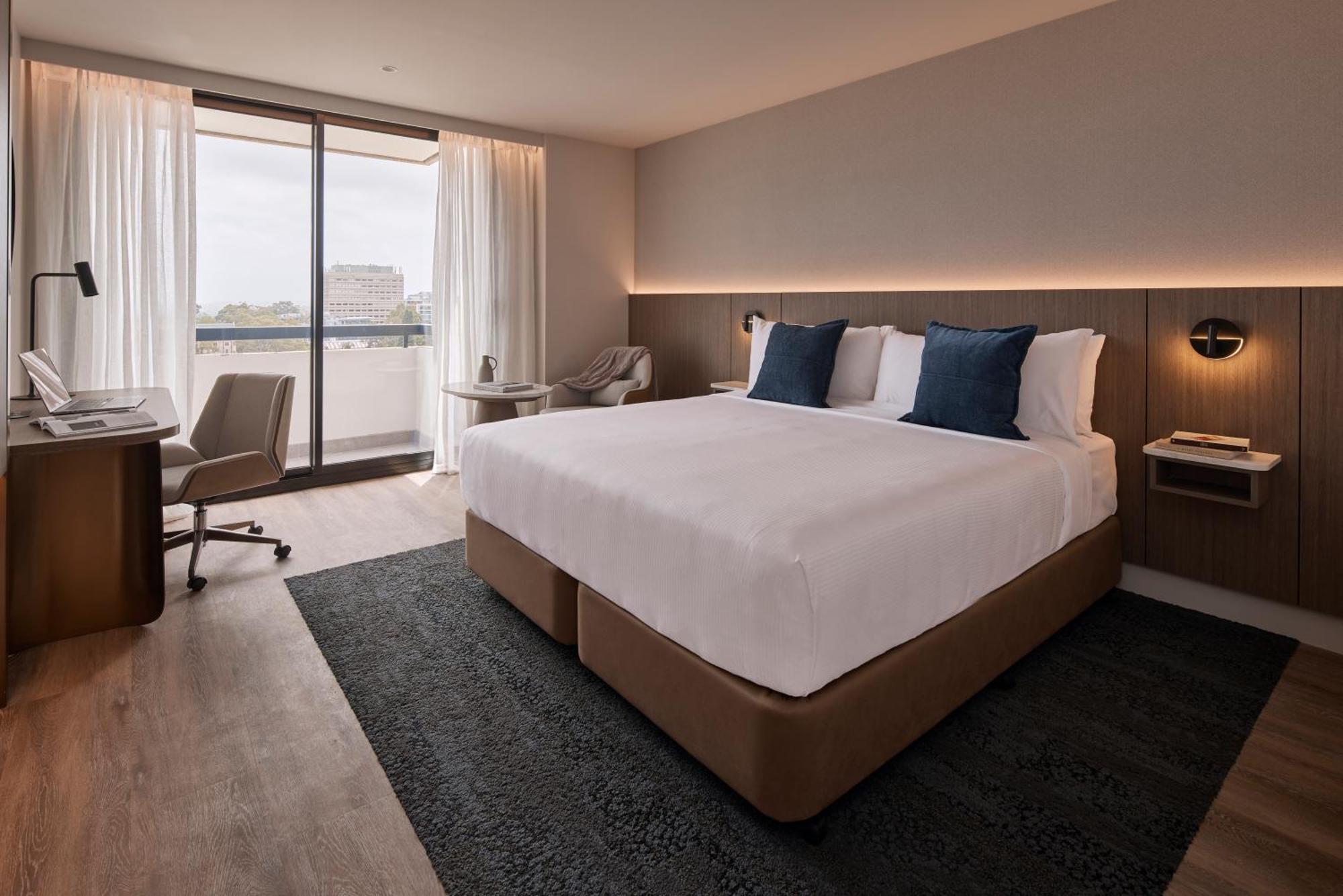 Rydges North Hotel