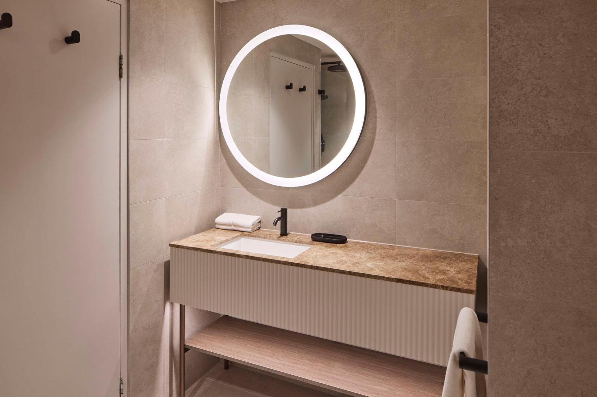 Rydges North Hotel 4*