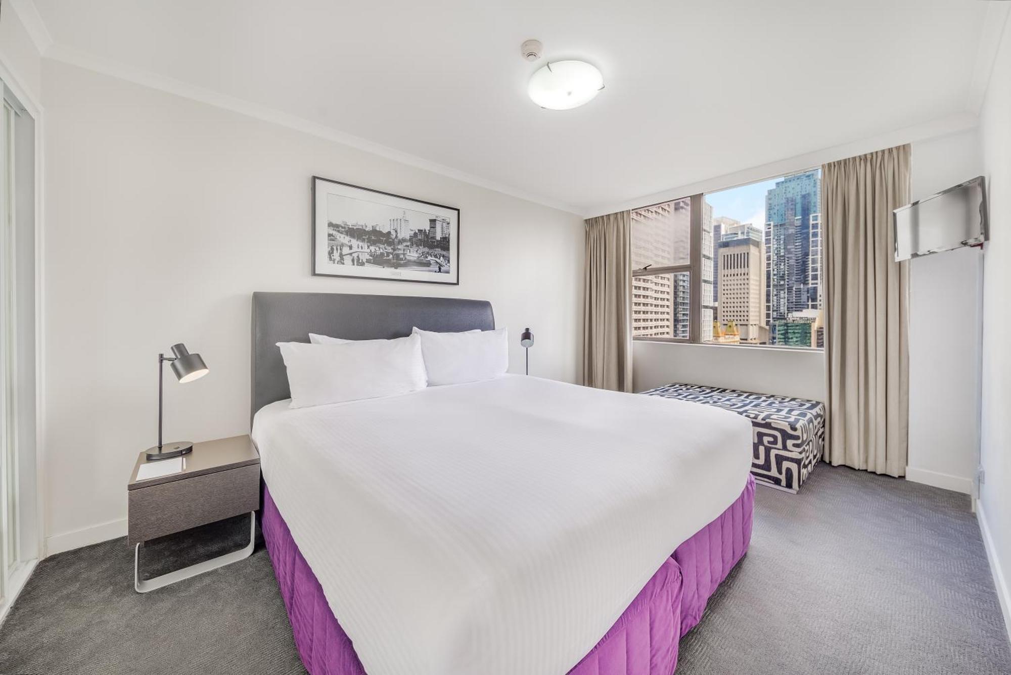 Oaks Hyde Park 4*