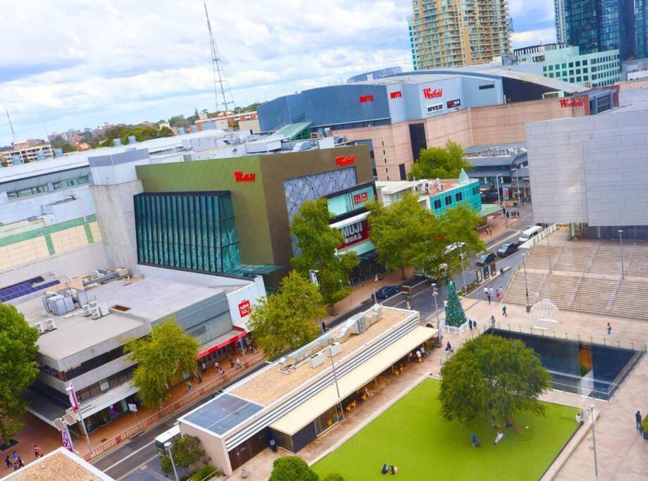 18luxury In Heart Of Chatswood Free Parking Apartment Sydney