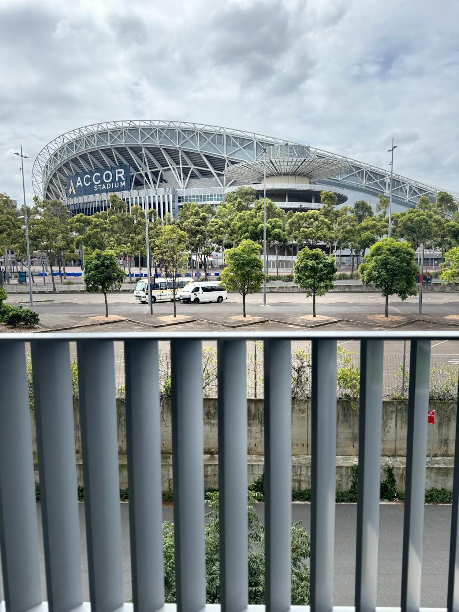 Olympic Park Walk To Aquatic Centre And Stadium